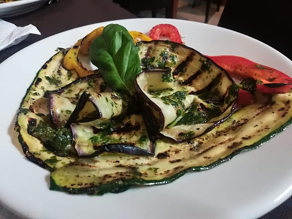 gerecht pizza pazza aubergines